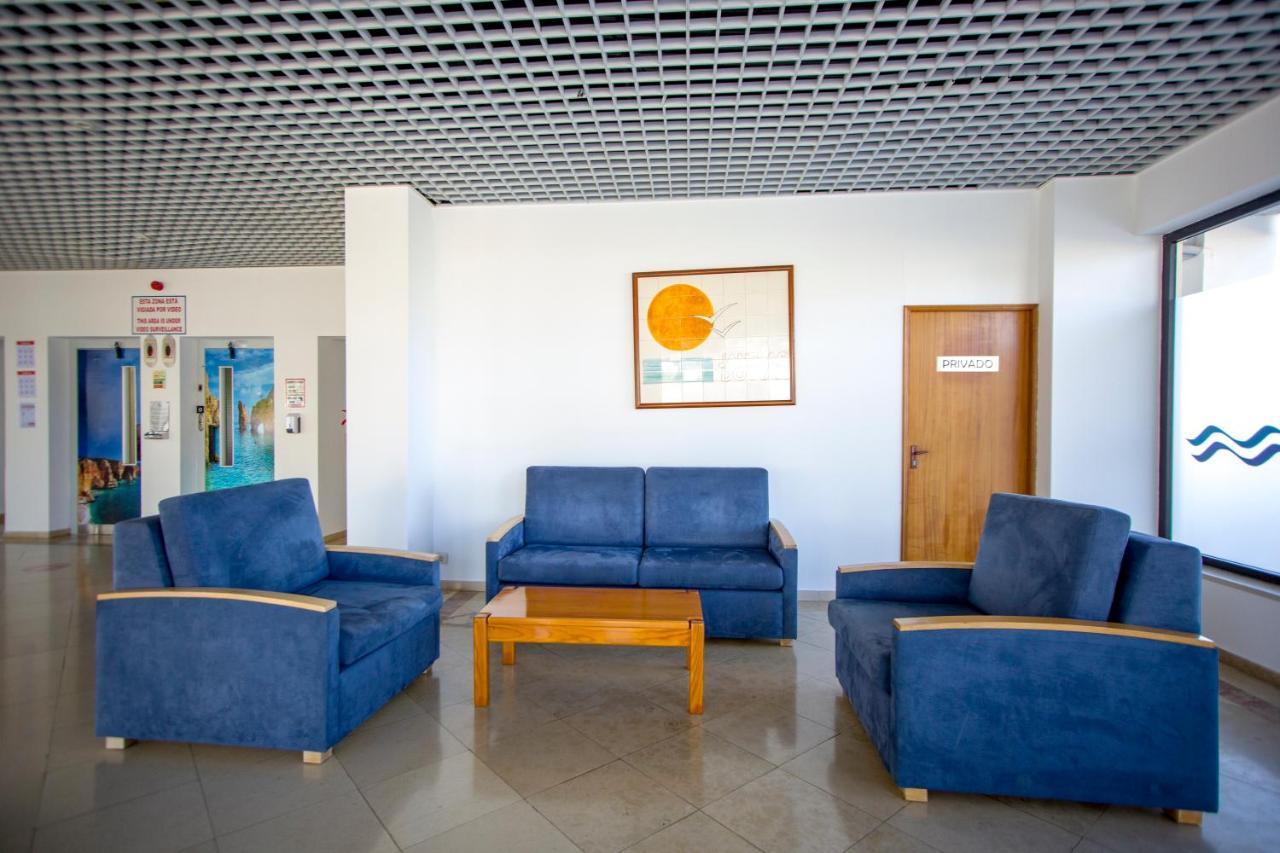 Sea View Apartment - 3 Swimming Pool & Fitness Албуфейра Екстериор снимка