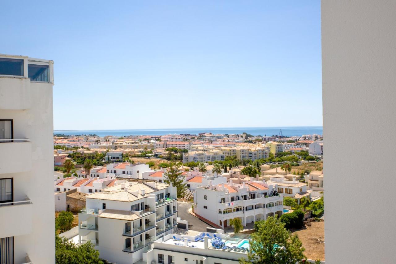 Sea View Apartment - 3 Swimming Pool & Fitness Албуфейра Екстериор снимка