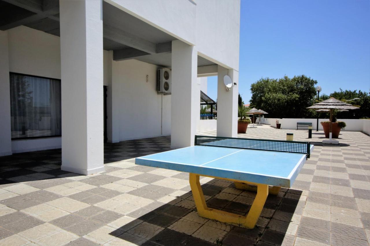 Sea View Apartment - 3 Swimming Pool & Fitness Албуфейра Екстериор снимка