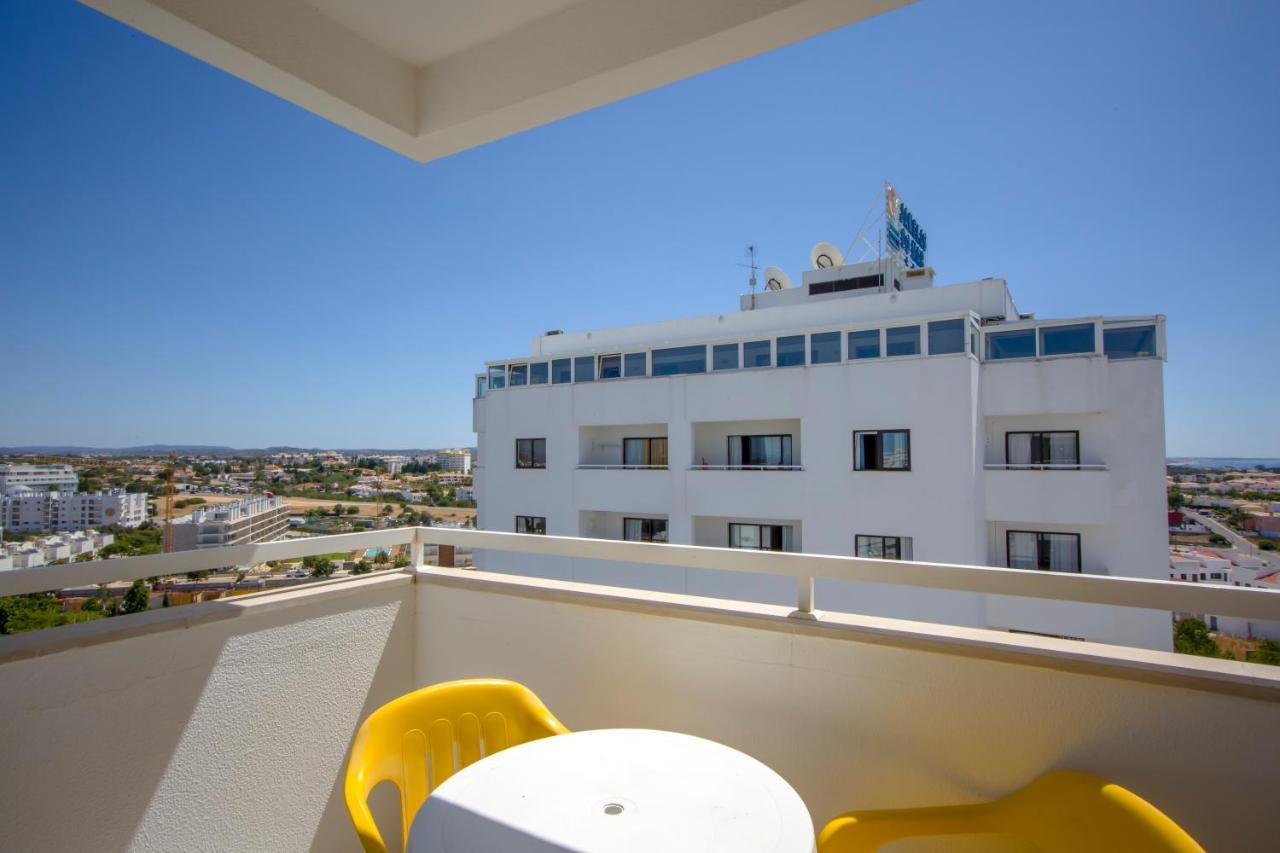 Sea View Apartment - 3 Swimming Pool & Fitness Албуфейра Екстериор снимка