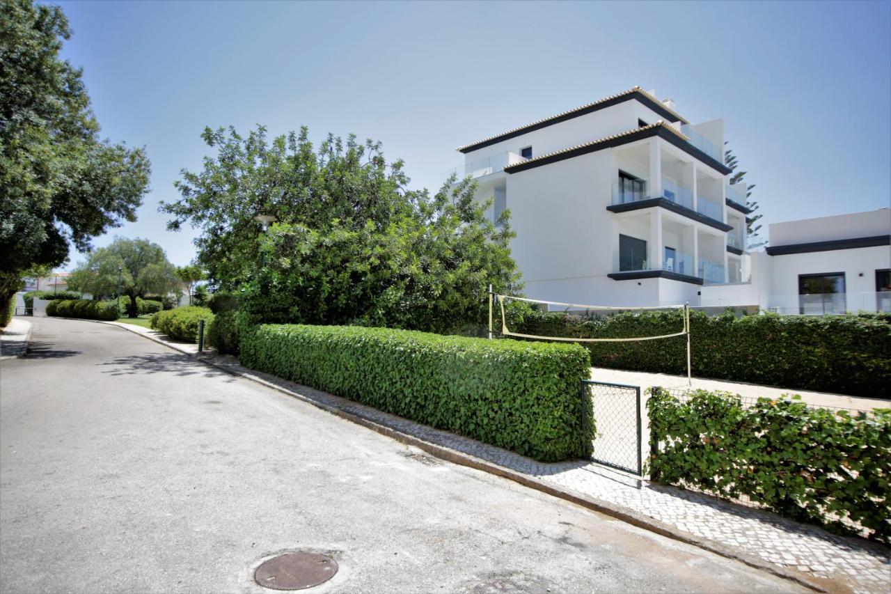 Sea View Apartment - 3 Swimming Pool & Fitness Албуфейра Екстериор снимка