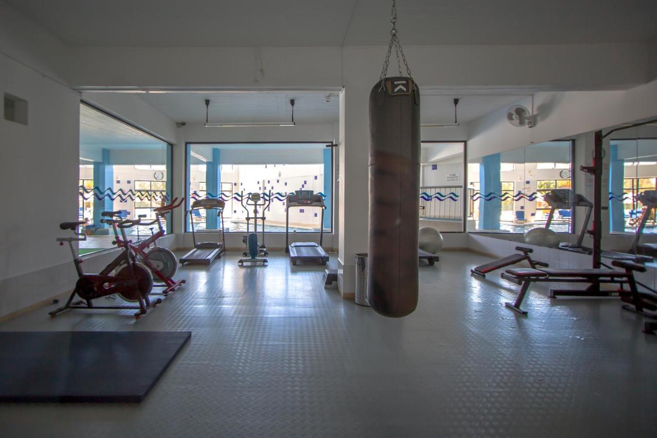 Sea View Apartment - 3 Swimming Pool & Fitness Албуфейра Екстериор снимка